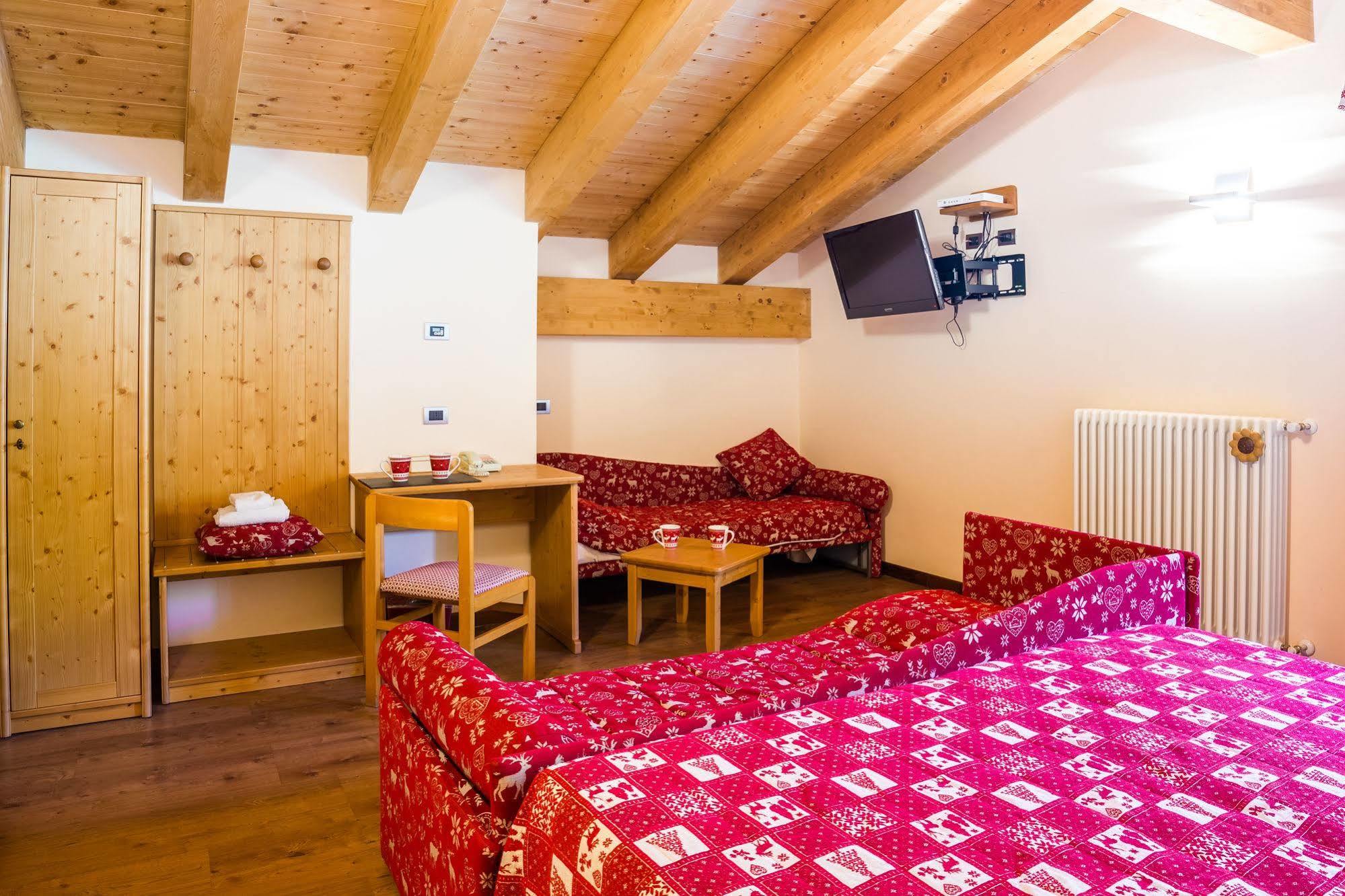 Punta Zerbion Hotel 3*
